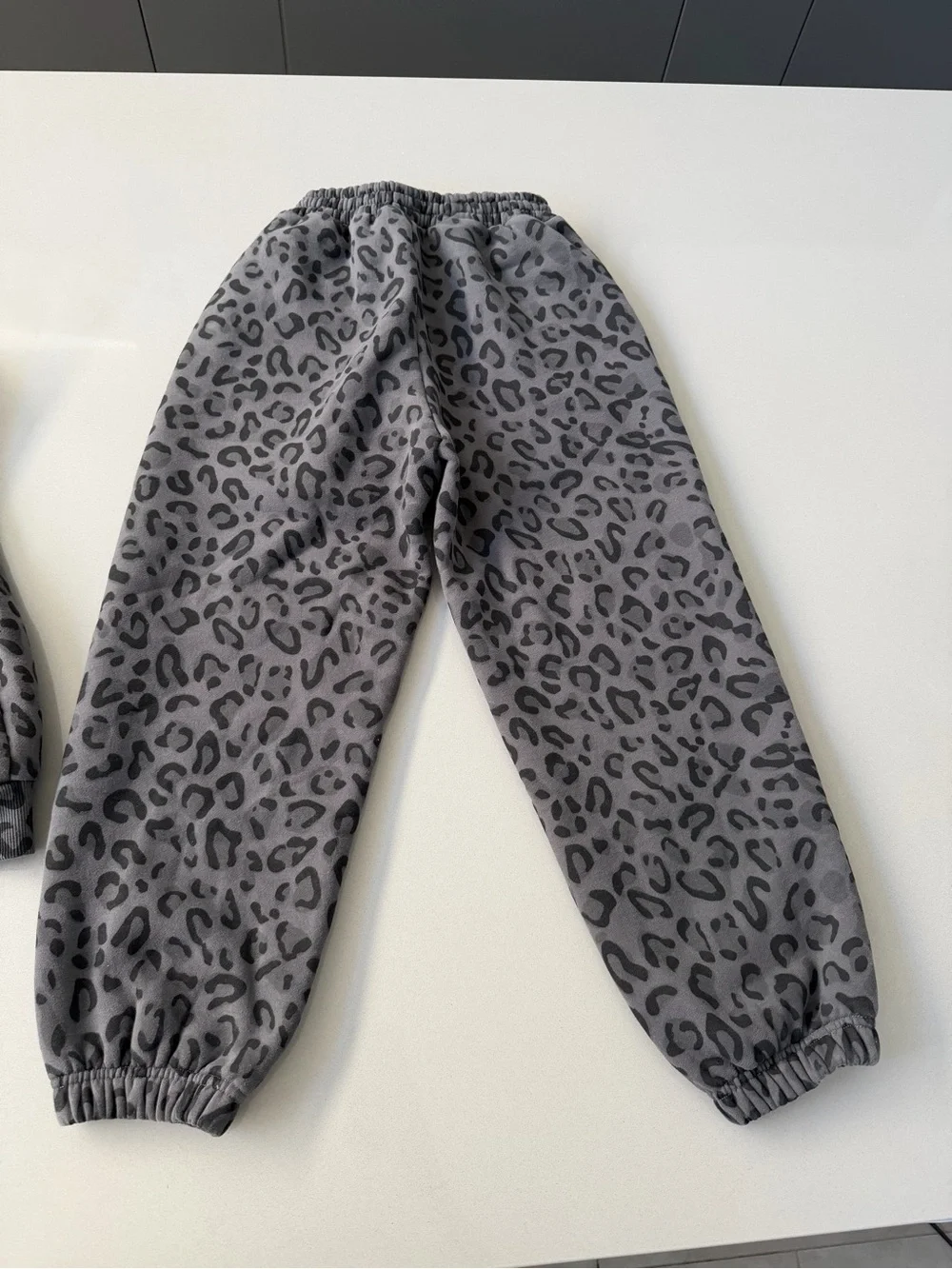 KIDS COMFRT Grey Leopard Print Hoodie & Jogger Set - Cozy Matching Outfit